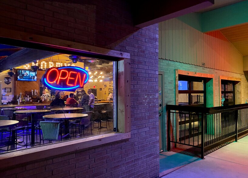 More Photos Of 145 W Central Ave, Coolidge Bar For Sale