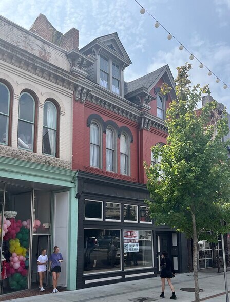 More Photos Of 264 E Clayton St, Athens General Retail For Sale