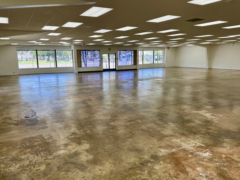 More Photos Of 3881 Van Buren Blvd, Riverside Freestanding For Lease