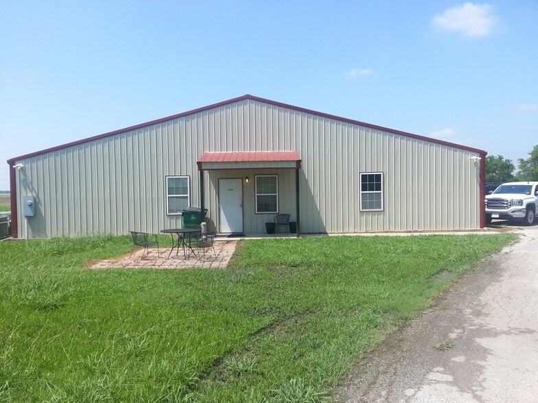 More Photos Of County Road 2616, Caddo Mills Airport For Sale