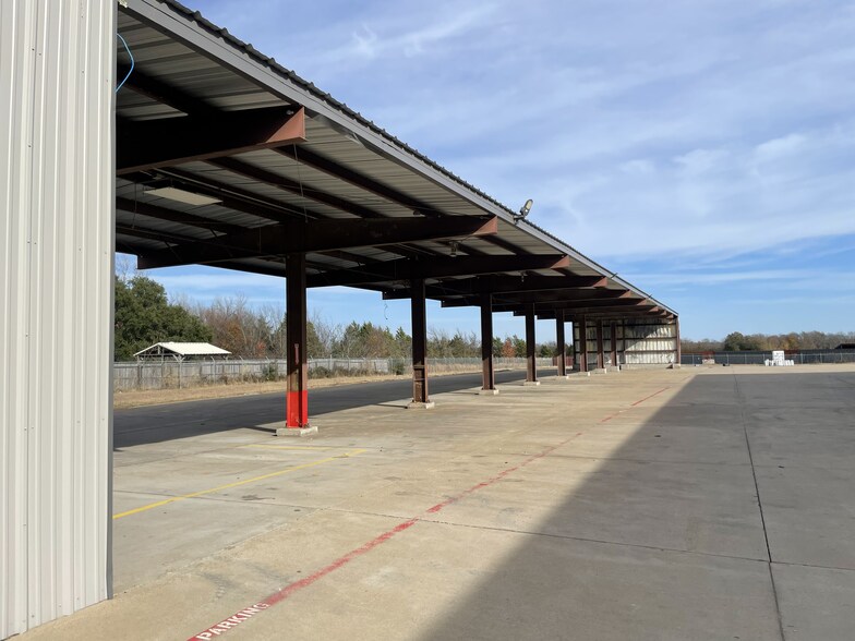 More Photos Of 801 E Mason, Mabank Industrial For Sale