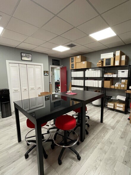 More Photos Of 2300 NW Corporate Blvd, Boca Raton Office For Sale