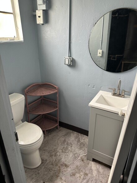 More Photos Of 16219 US Hwy 160, Forsyth Storefront Retail Office For Sale