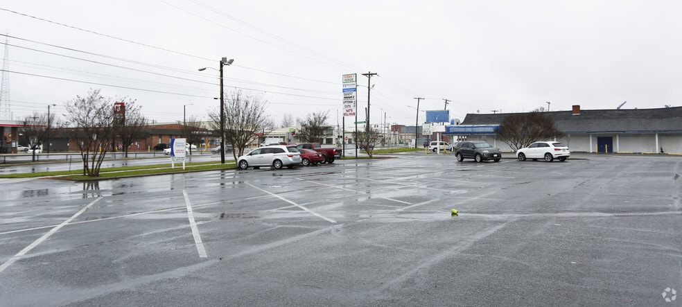 More Photos Of 3401 South Blvd, Charlotte Unknown For Lease