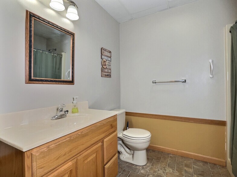 More Photos Of 8475 Hillcrest Ln, Saint Germain Hotel For Sale