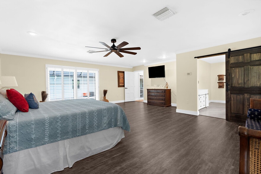 More Photos Of 22226 Sr 64, Bradenton Specialty For Sale