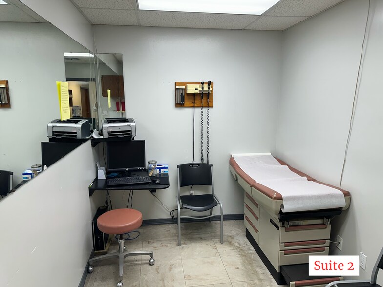 More Photos Of 5500 N Davis Hwy, Pensacola Medical For Sale