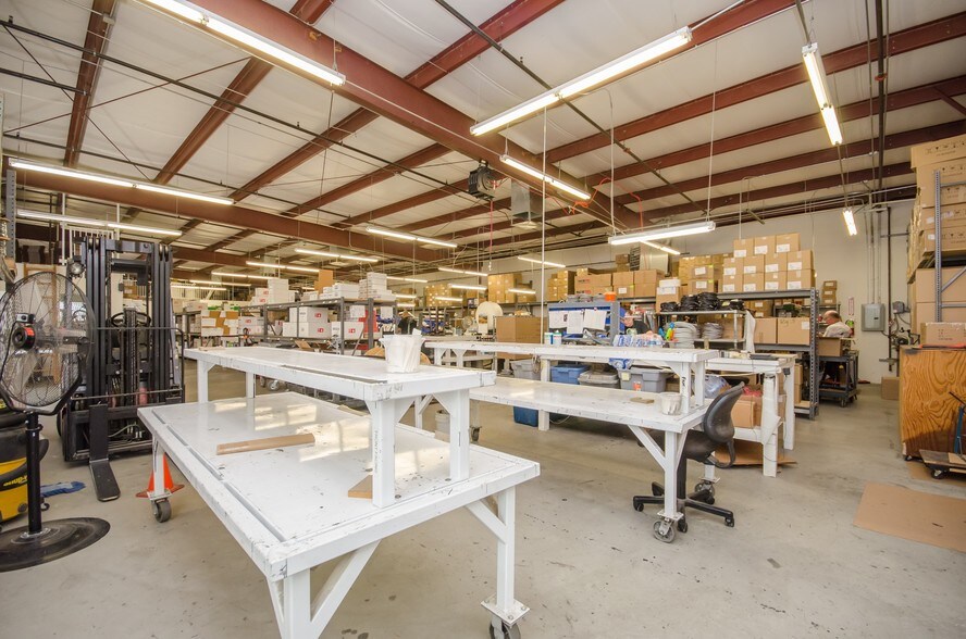 More Photos Of 121 N Dillon Ave, San Jacinto Warehouse For Sale
