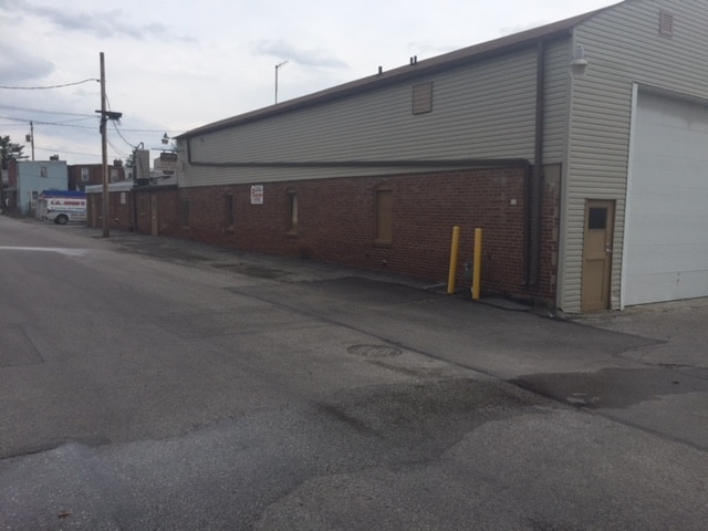 More Photos Of 1120 E Mason Ave, York Warehouse For Sale