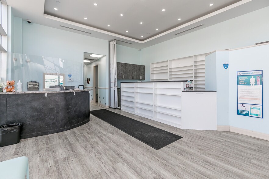 More Photos Of 50 Bur Oak Ave, Markham Storefront For Sale