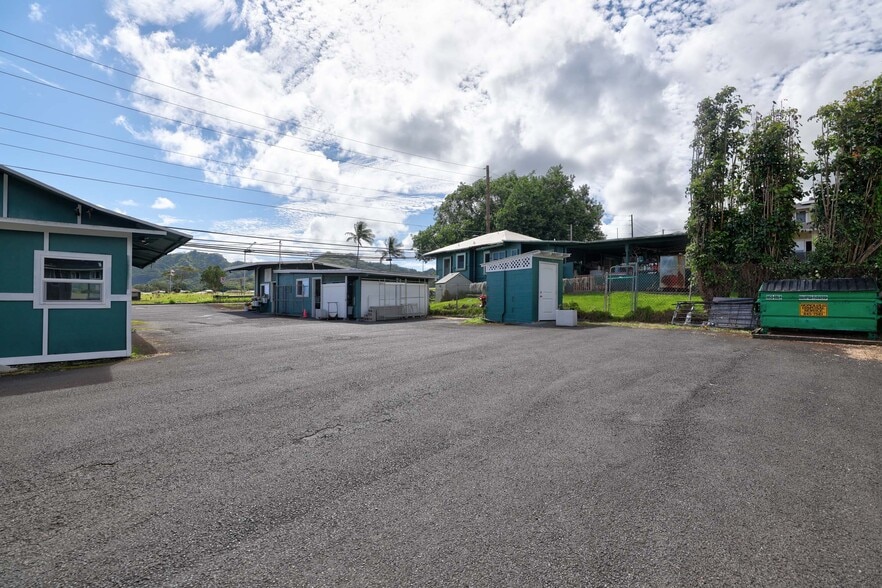 More Photos Of 45-428 Kamehameha Hwy, Kāneohe Light Distribution For Sale