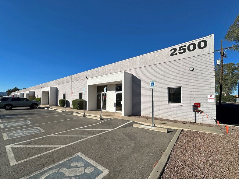 Primary Photo Of 2500 N Coyote Dr, Tucson Manufacturing For Lease