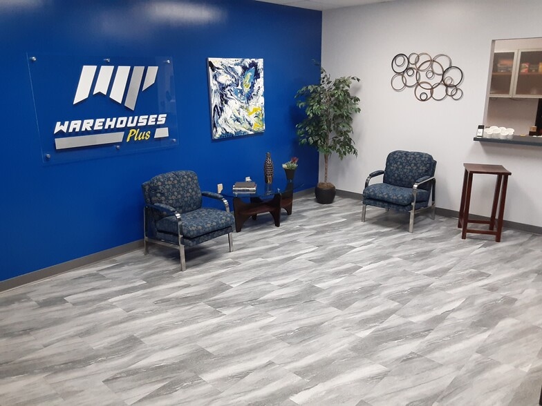 More Photos Of 3901 E Plano Pky, Plano Warehouse For Lease