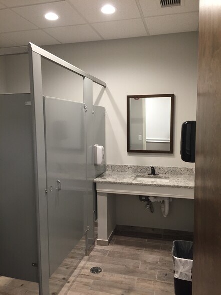 More Photos Of 235 Moore St, Hackensack Office For Lease