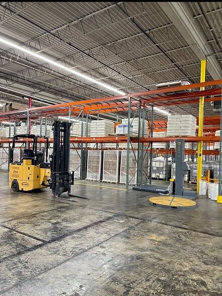 More Photos Of 100 Industrial Blvd, Stockertown Industrial For Sale