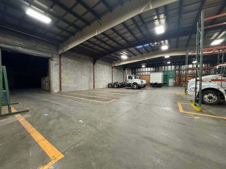 More Photos Of 2510 N Post Rd, Anchorage Industrial For Lease