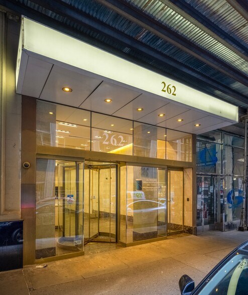 More Photos Of 262 W 38th St, New York Office For Lease