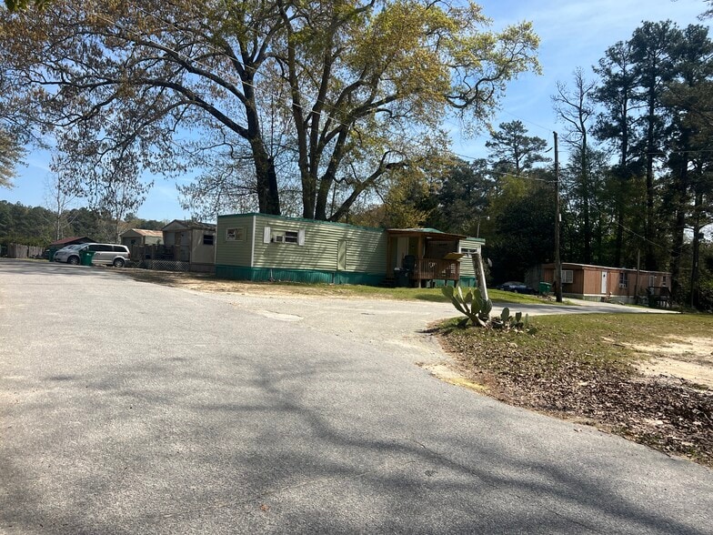 More Photos Of 211-213 Railroad Ave, Grovetown Manufactured Housing Mobile Home Park For Sale