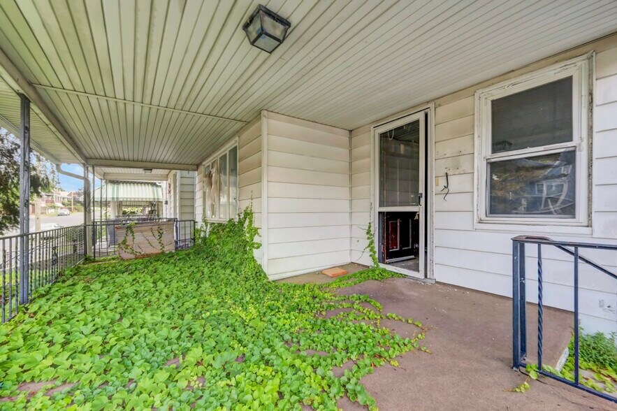 More Photos Of 317 S 10th Ave, Scranton Warehouse For Sale