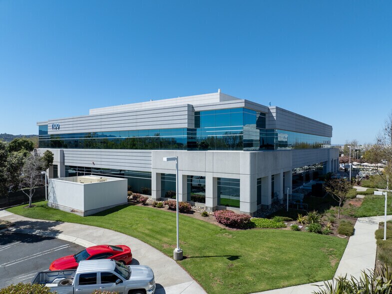 More Photos Of 1100 Island Dr, Redwood City Office For Lease