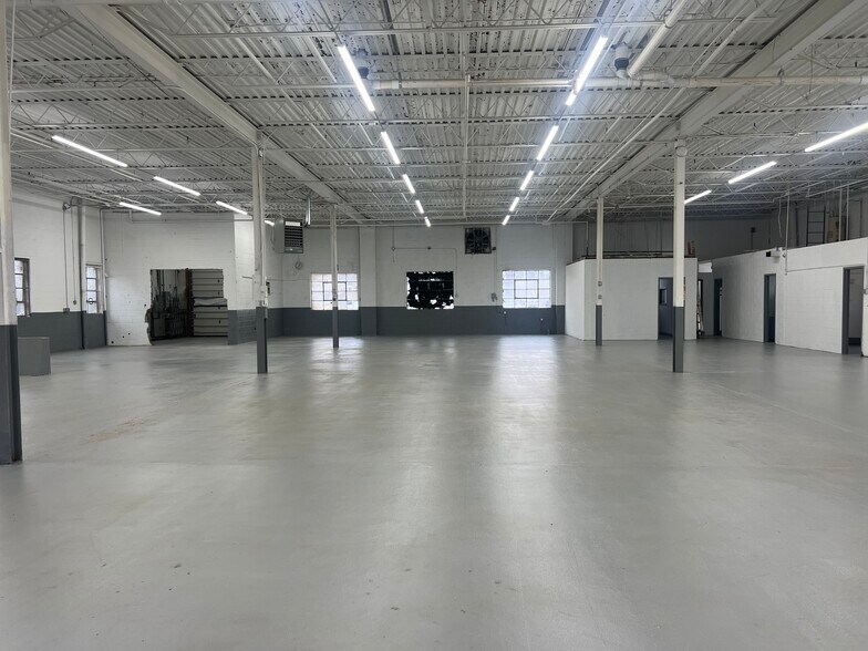 More Photos Of 514 Union Ave, Mount Vernon Industrial For Sale