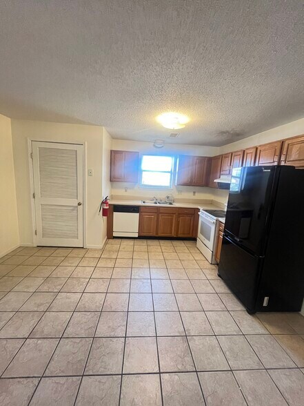 More Photos Of 109-111 Commercial St, Warrensburg Apartments For Sale