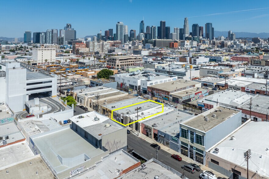 More Photos Of 767 E 14th Pl, Los Angeles Warehouse For Sale