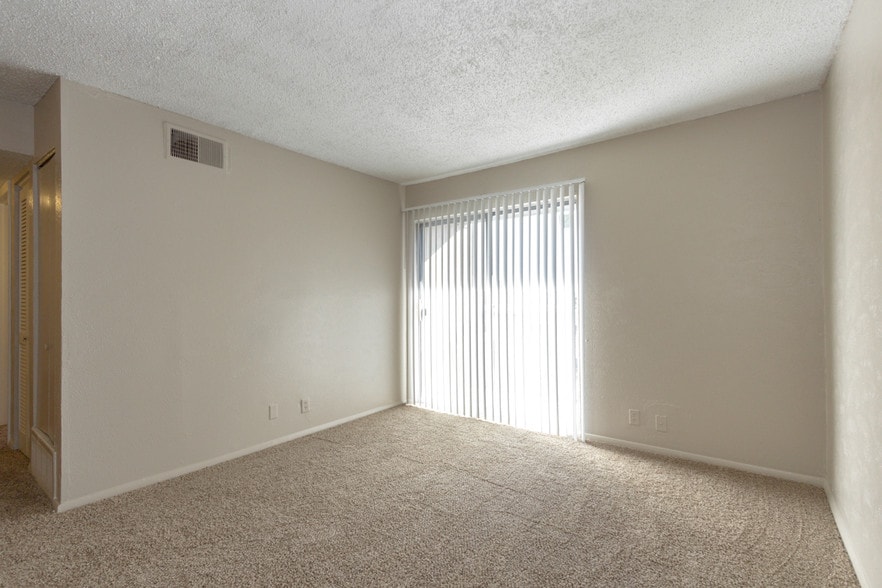 More Photos Of 1311 N Ash Pl, Owasso Apartments For Sale