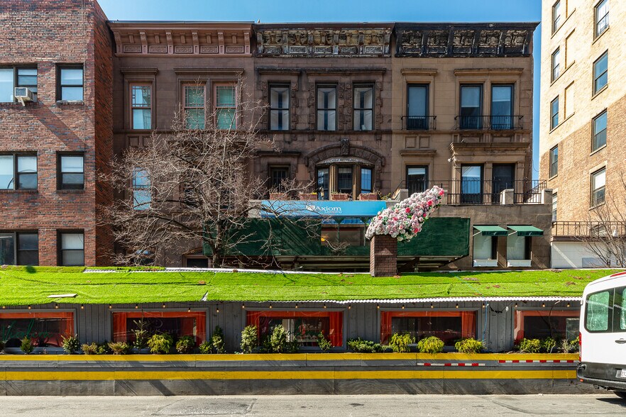 More Photos Of 1300 Madison Ave, New York Storefront Retail Office For Lease