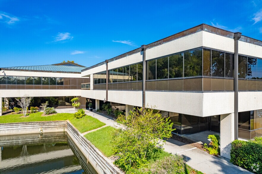 More Photos Of 4010 Gunn Hwy, Tampa Unknown For Lease