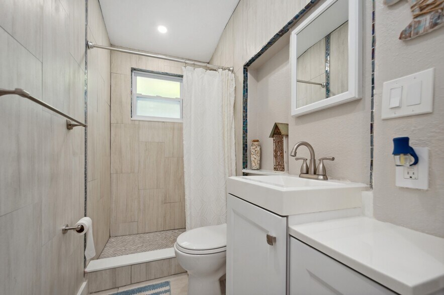 More Photos Of 1214 Bay Pine Blvd, Indian Rocks Beach Apartments For Sale