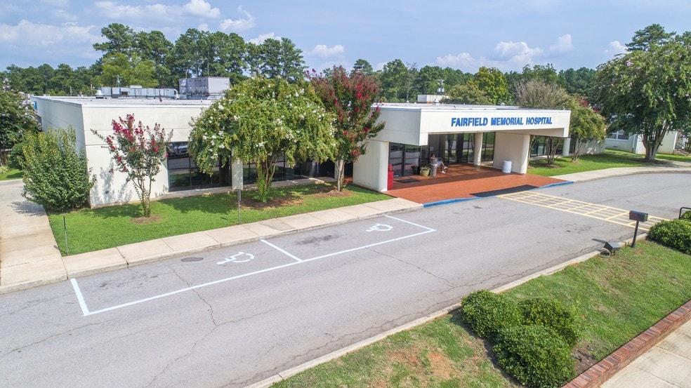 More Photos Of 102 Us 321 Byp, Winnsboro Hospital For Sale