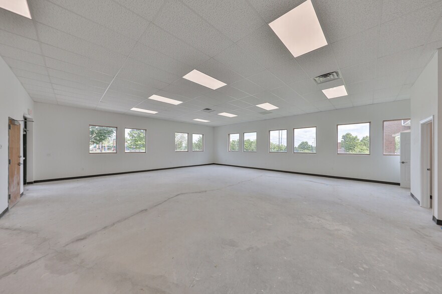 More Photos Of 4350 Independence Dr, Schnecksville Medical For Lease