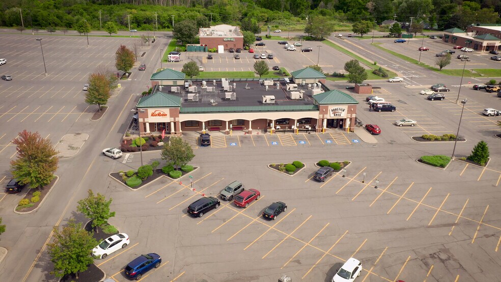 More Photos Of 340 Towne Dr, Fayetteville Unknown For Lease