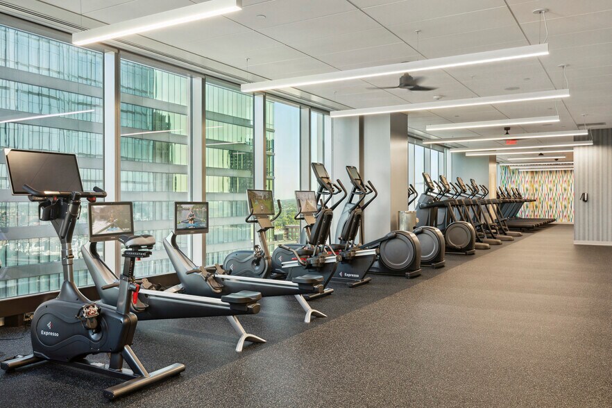 More Photos Of 250 Nicollet Mall, Minneapolis Office For Lease