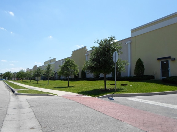 More Photos Of 222 Neighborhood Market Rd, Orlando Freestanding For Sale