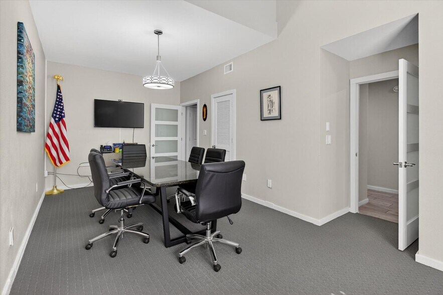 More Photos Of 10225 Ulmerton Rd, Largo Office For Sale