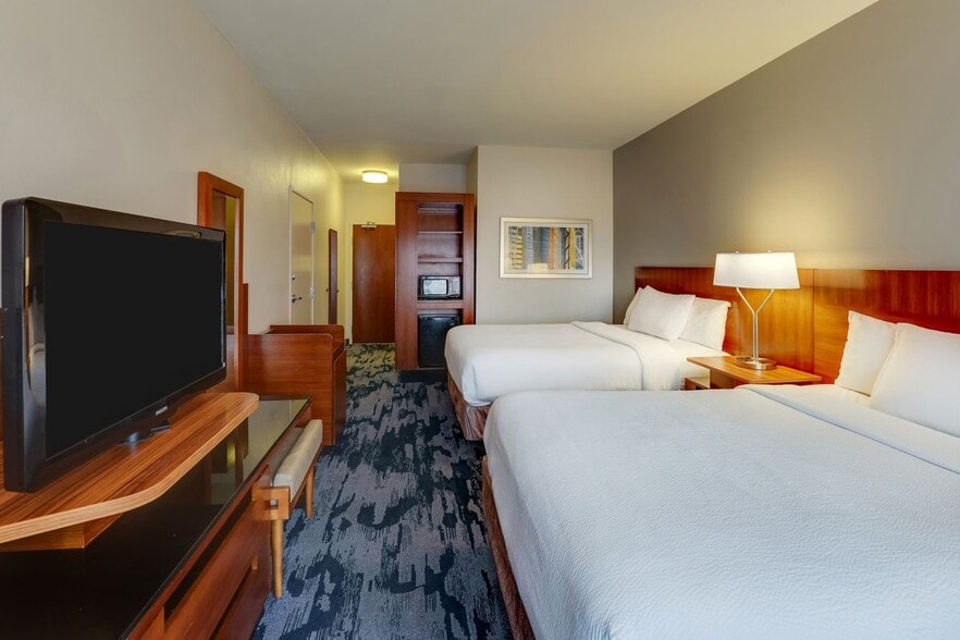 More Photos Of 6851 West Fwy, Fort Worth Hotel For Sale