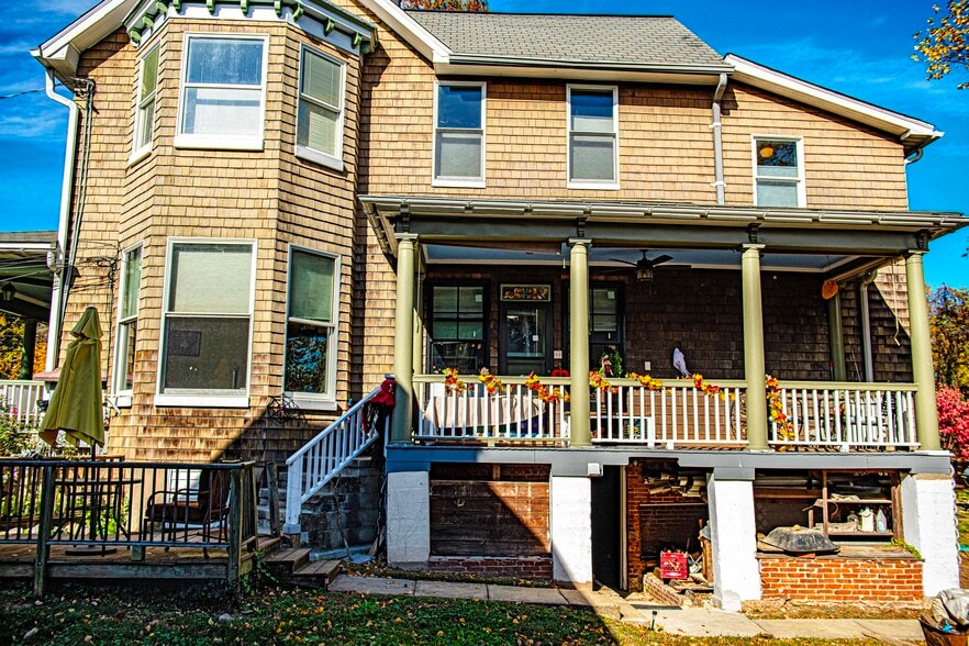 More Photos Of 1537 S Rolling Rd, Halethorpe Apartments For Sale