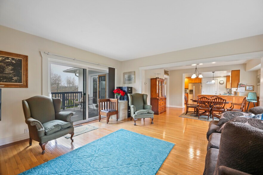 More Photos Of 4701 S 3rd Ave, Everett Multifamily For Sale