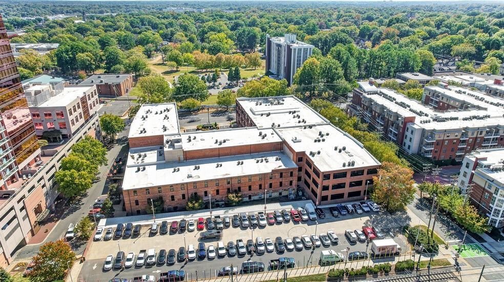 More Photos Of 1300 South Blvd, Charlotte Office For Sale