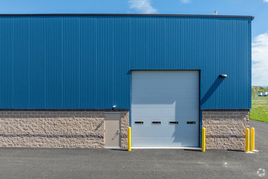 More Photos Of 1545 Campus Dr, Warminster Warehouse For Sale