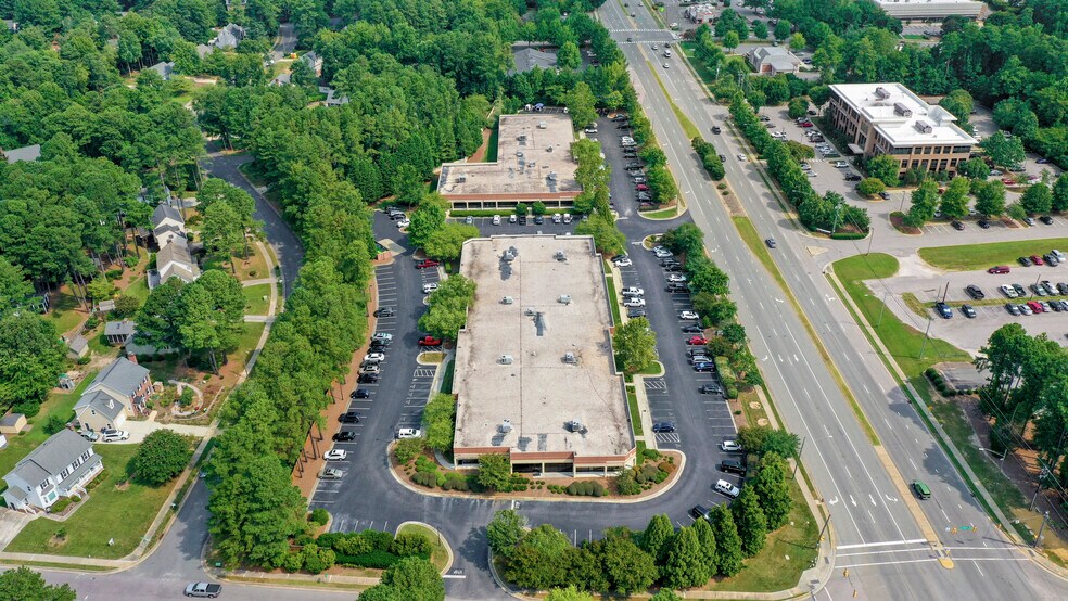 More Photos Of 7101 Creedmoor Rd, Raleigh Unknown For Lease