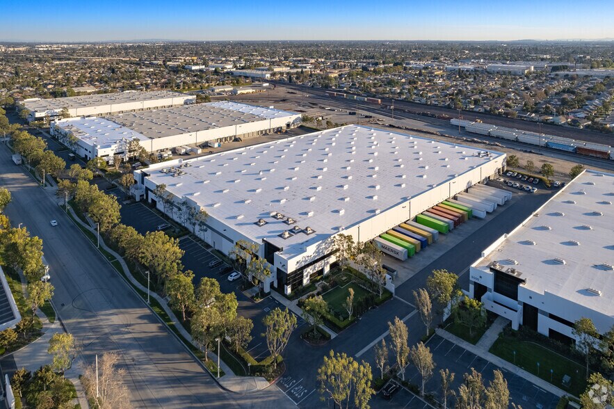 More Photos Of 8700-8750 Rex Rd, Pico Rivera Warehouse For Lease