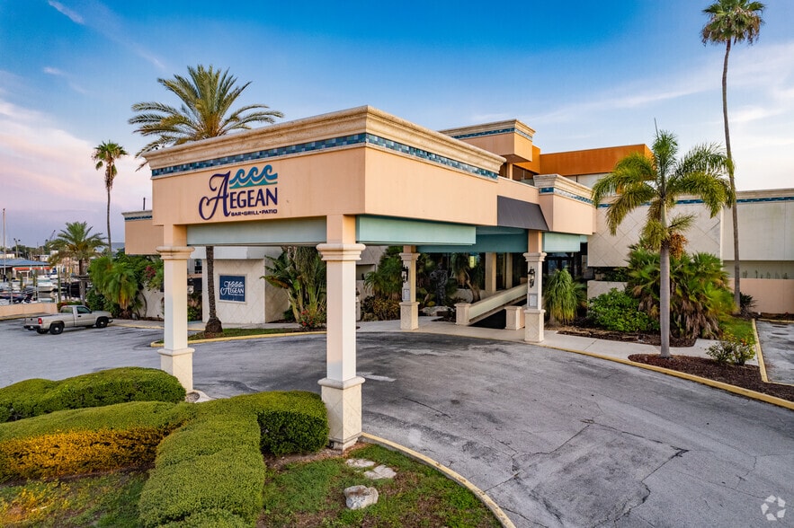 More Photos Of 10 W Dodecanese Blvd, Tarpon Springs General Retail For Sale