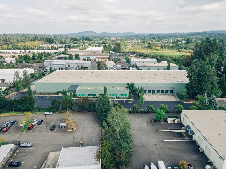 Primary Photo Of 10235-10255 SW Spokane Ct, Tualatin Manufacturing For Lease