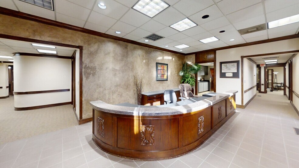 More Photos Of 8701 N Kelley Ave, Oklahoma City Office Residential For Sale