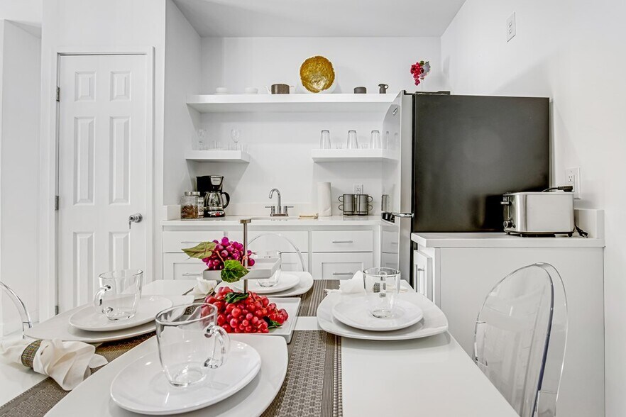 More Photos Of 2565 N State Highway 16, Fredericksburg Specialty For Sale