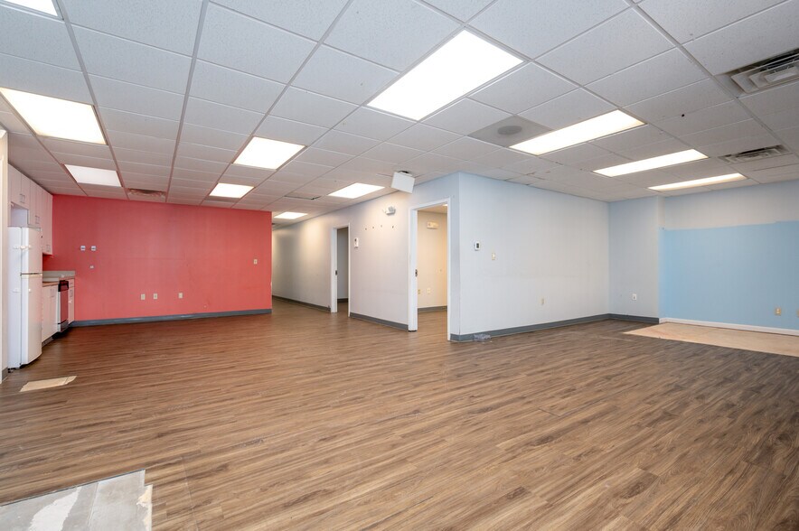 More Photos Of 1919 West St, Annapolis Office For Lease