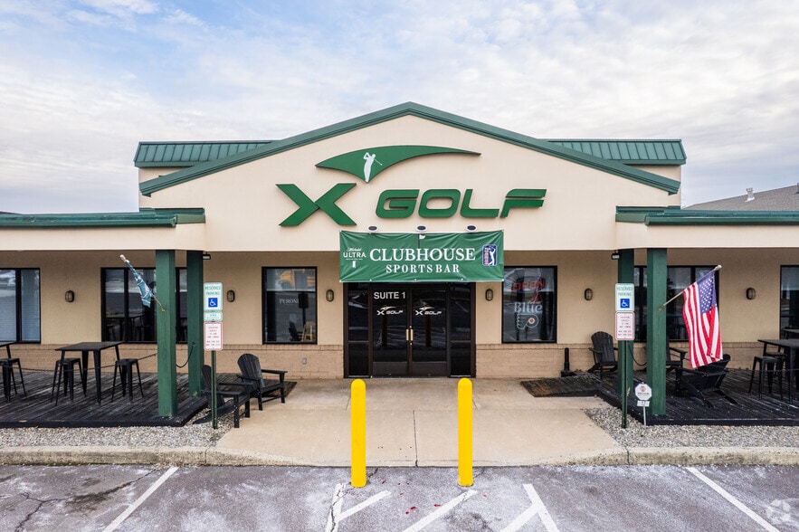 More Photos Of 12 Pottstown Pike, Chester Springs General Retail For Lease